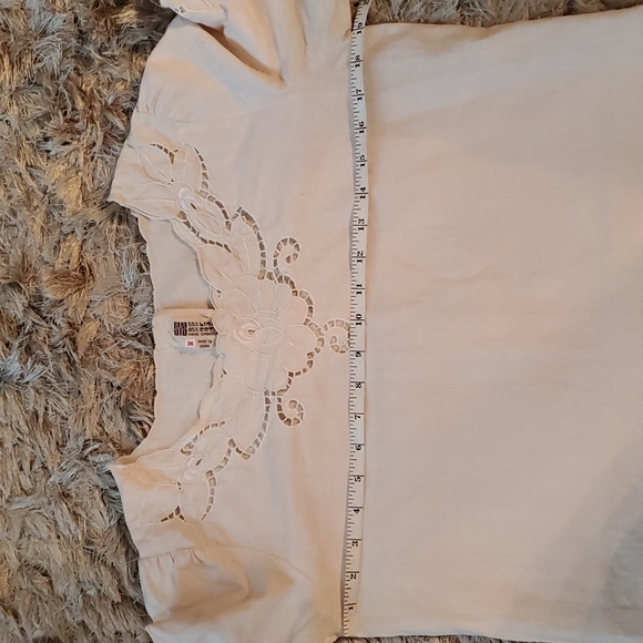 Vintage hand embroidered linen top - Picture 10 of 16